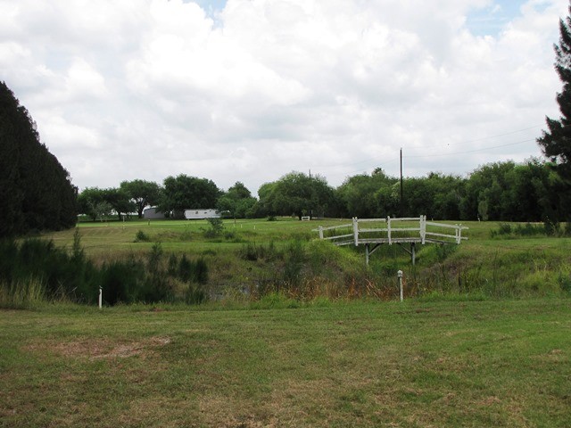 looking towards rentals with view of pond